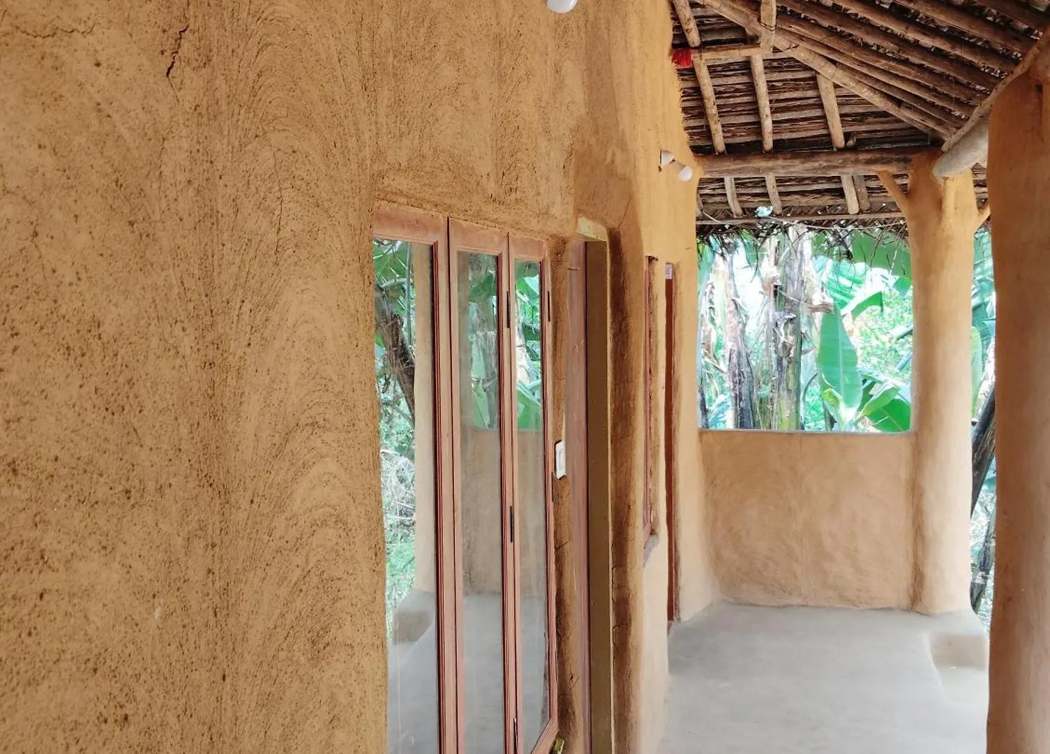 Guest house Cosmic Mud House Kanthalloor